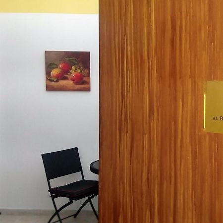 Al Cortile Di Maqueda Apartment ปาแลร์โม ภายนอก รูปภาพ