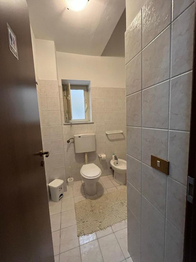 Al Cortile Di Maqueda Apartment ปาแลร์โม ภายนอก รูปภาพ