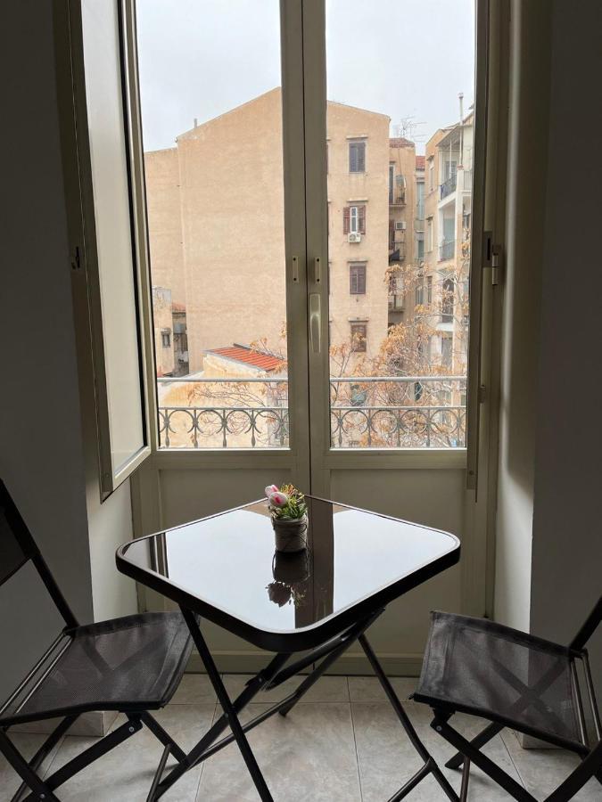 Al Cortile Di Maqueda Apartment ปาแลร์โม ภายนอก รูปภาพ