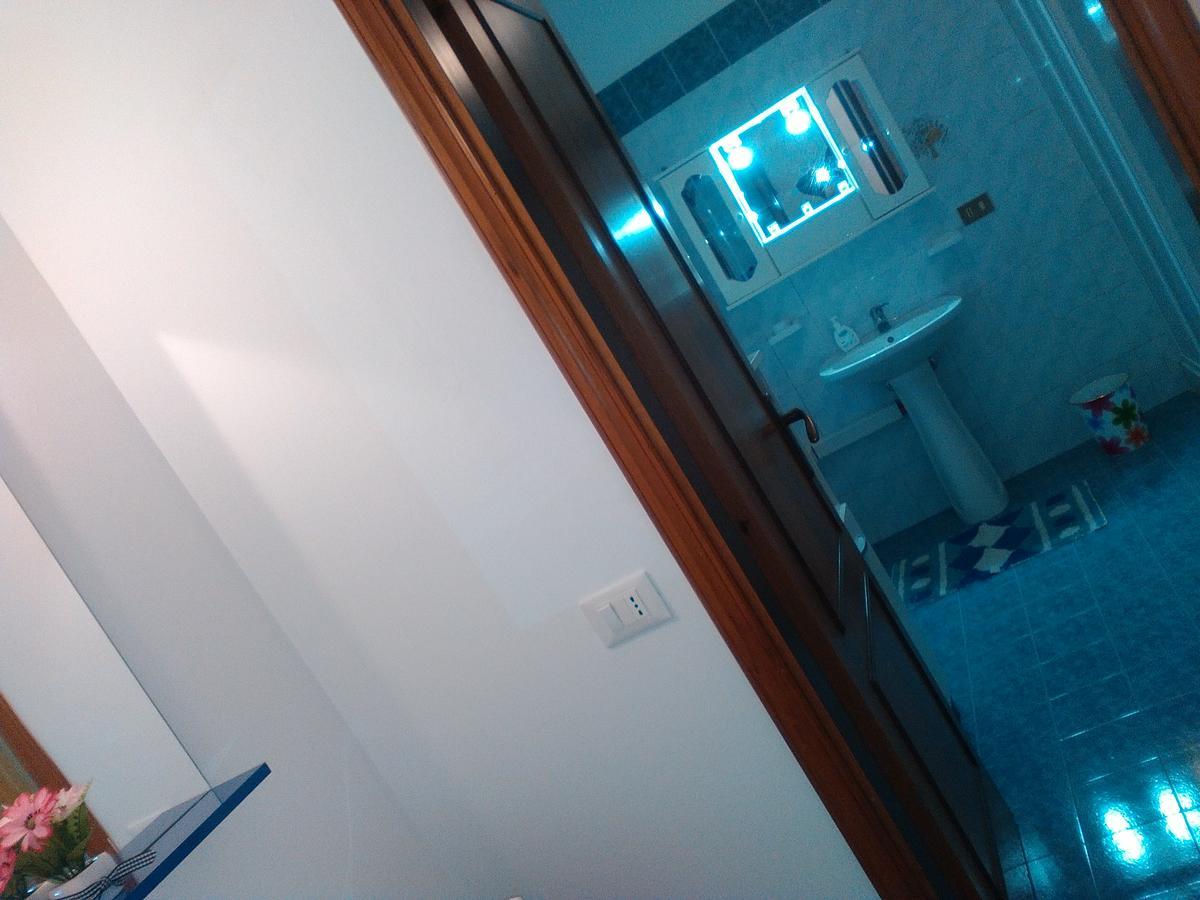 Al Cortile Di Maqueda Apartment ปาแลร์โม ภายนอก รูปภาพ