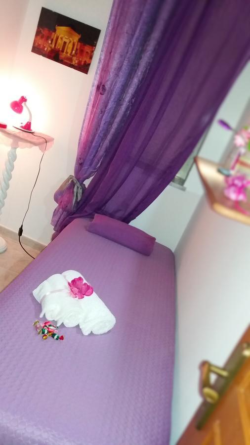 Al Cortile Di Maqueda Apartment ปาแลร์โม ภายนอก รูปภาพ
